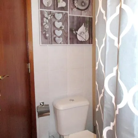 House With 3 Bedrooms In Luz